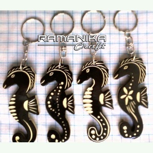 bali key rings wood carving accessories krbc3